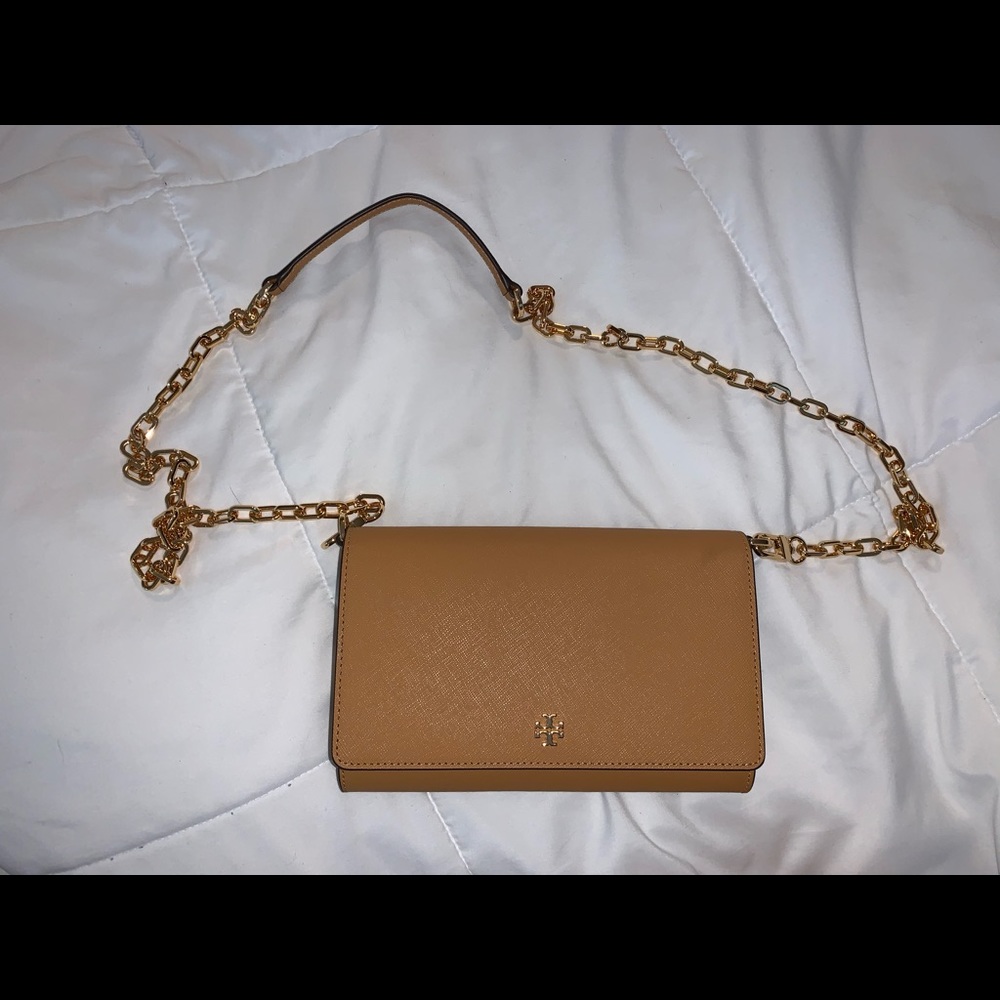 Tory Burch Robinson chain wallet